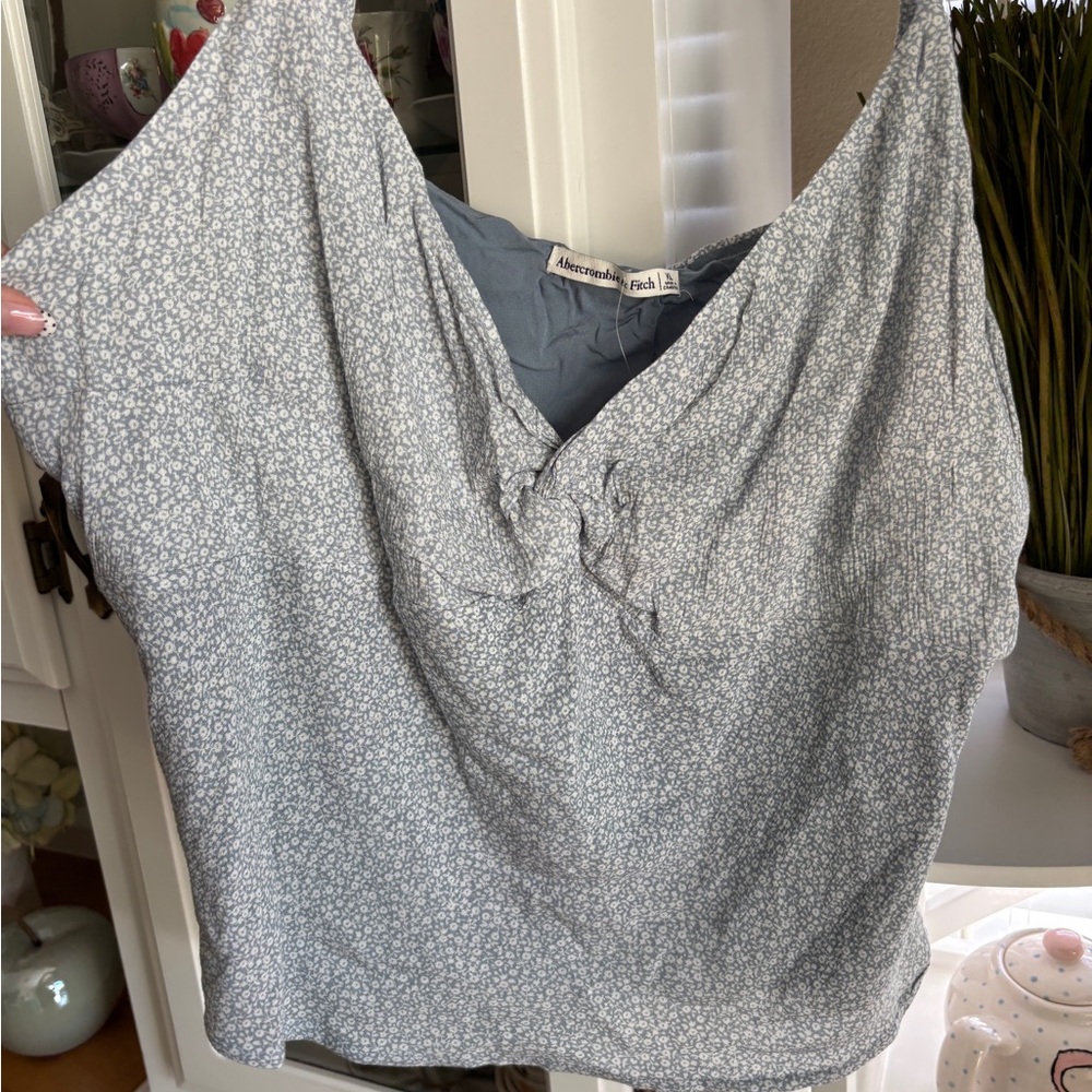 Abercrombie & Fitch Light Blue Floral Blouse